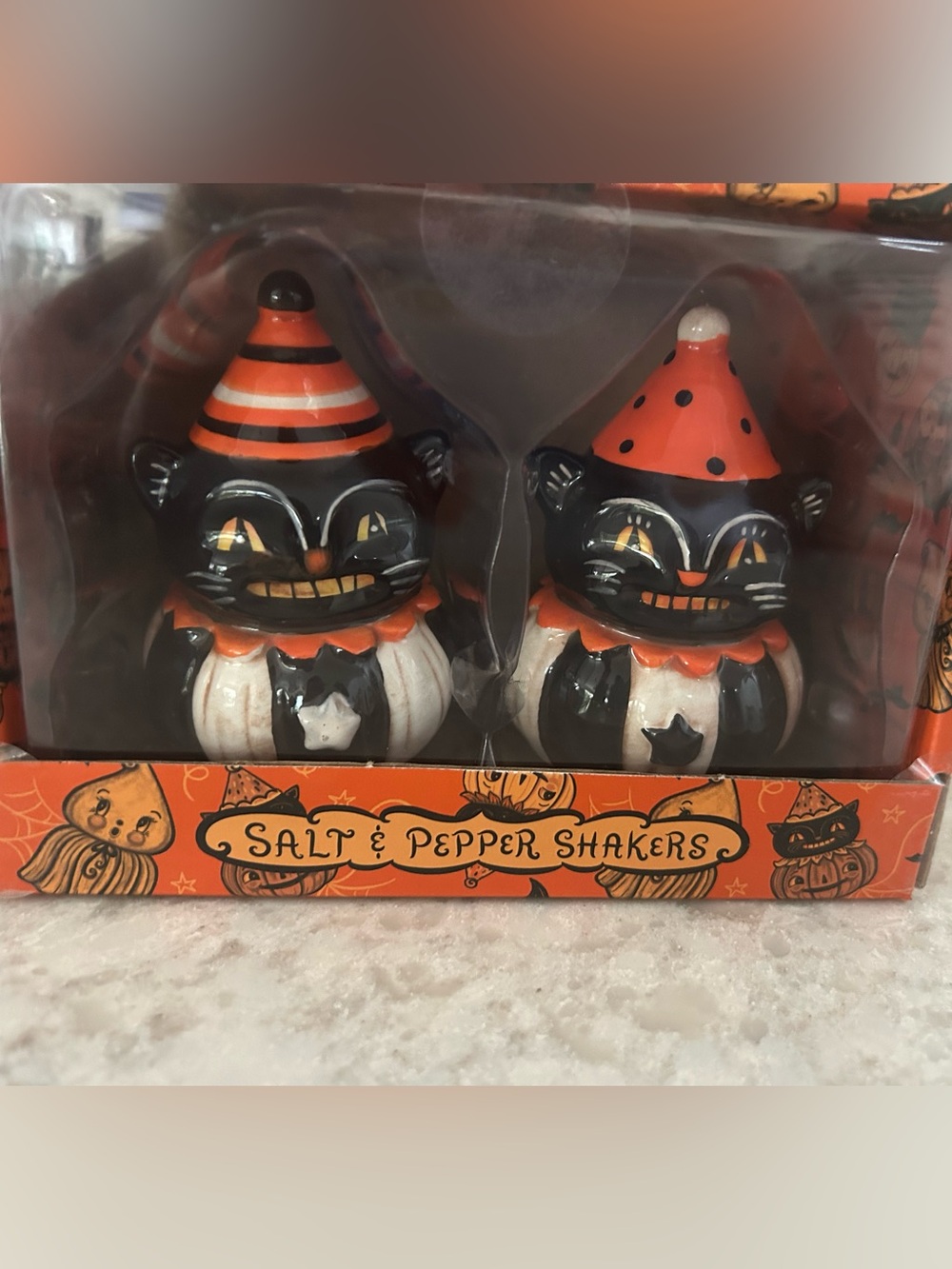 “New” Johanna Parker Halloween Black Cat Salt & Pepper Shakers